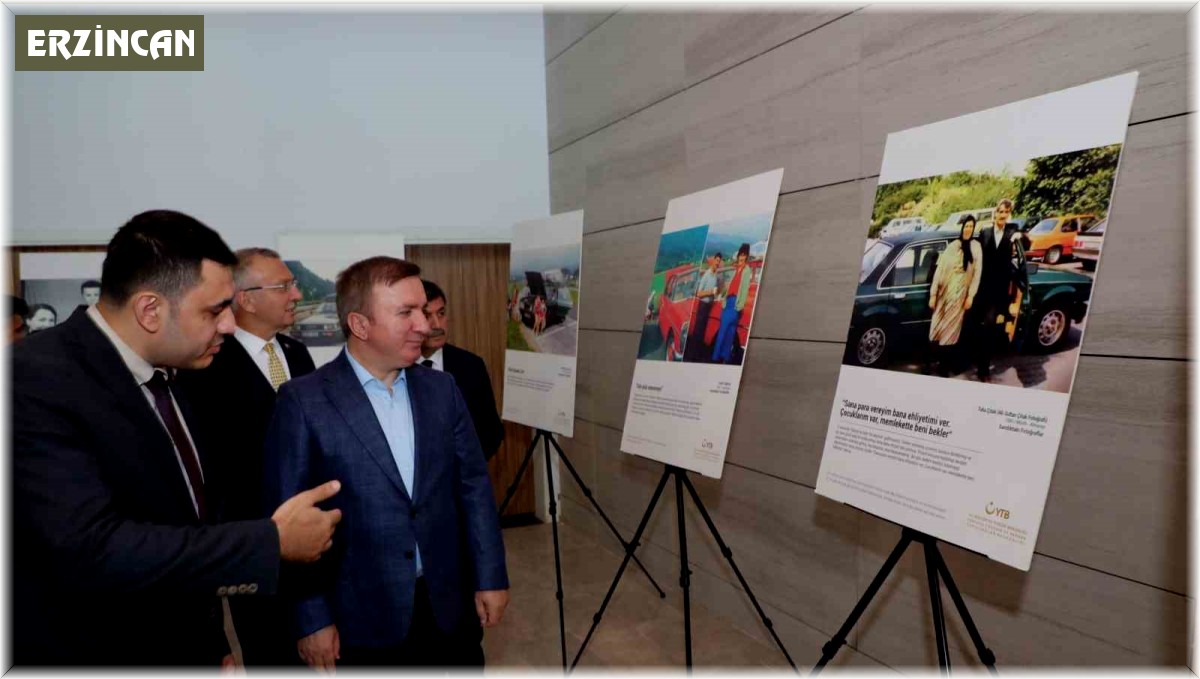 Hat ve Tezhip ile Türk Diasporası temalı fotoğraf sergisi