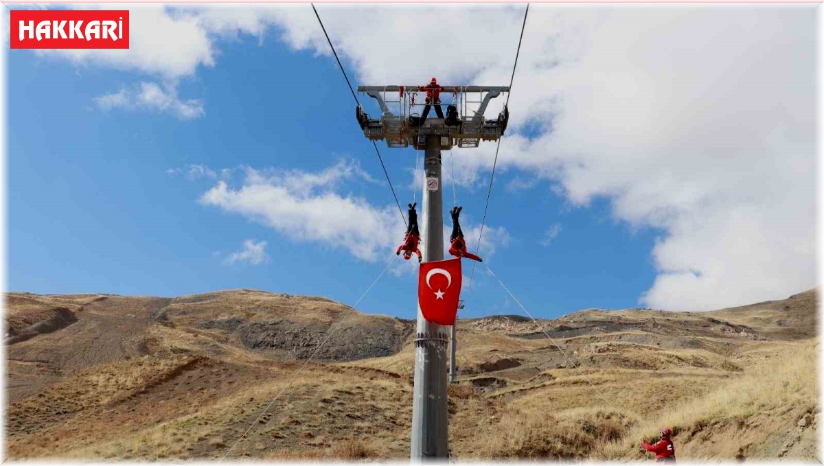 JAK timinden nefes kesen kurtarma tatbikatı