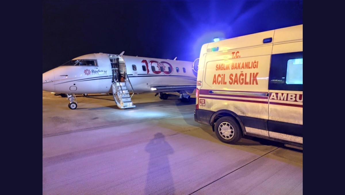 Kalp hastası çocuklar için uçak ambulans havalandı