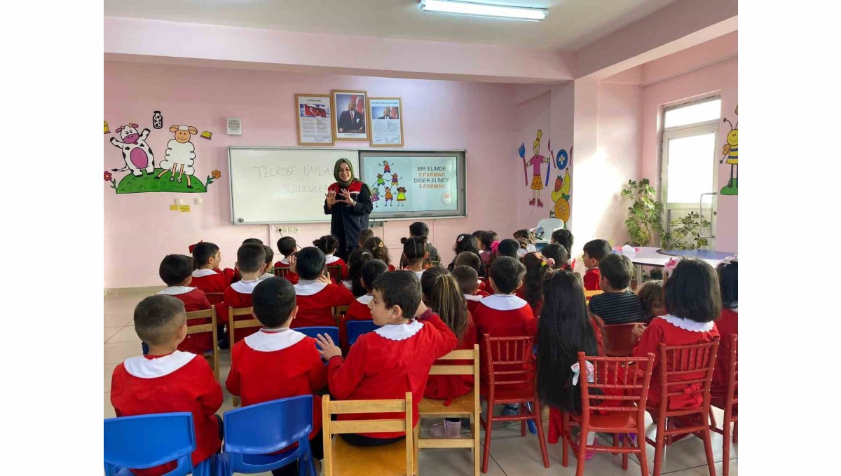 Kars'ta minik öğrencilere gıda güvenilirliği ve kişisel hijyen eğitimi verildi