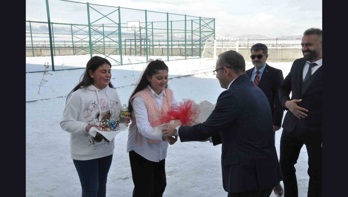 Kars'ta yarıyıl tatili başladı