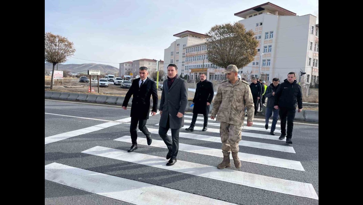 Kaymakam Göktaş, kaza bölgesinde incelemede bulundu