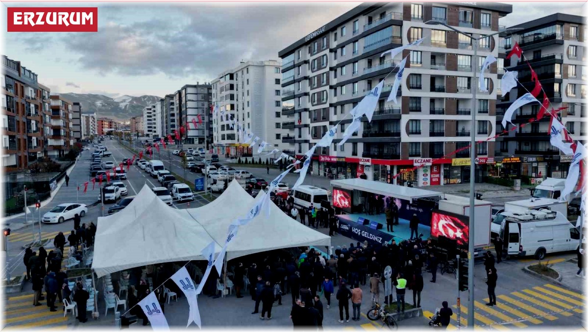 Korgeneral Zekai Aksakallı caddesi yoğun ilgiyle açıldı