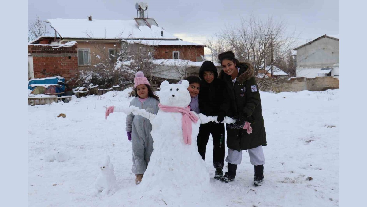 Malatya'da çocuklar kar tatilinin keyfini çıkardı