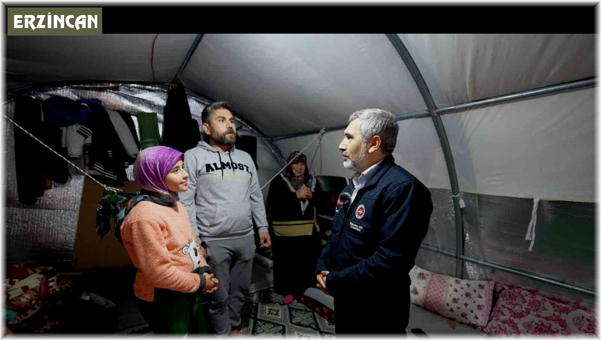 Müftülük personeli depremzedeleri yalnız bırakmıyor