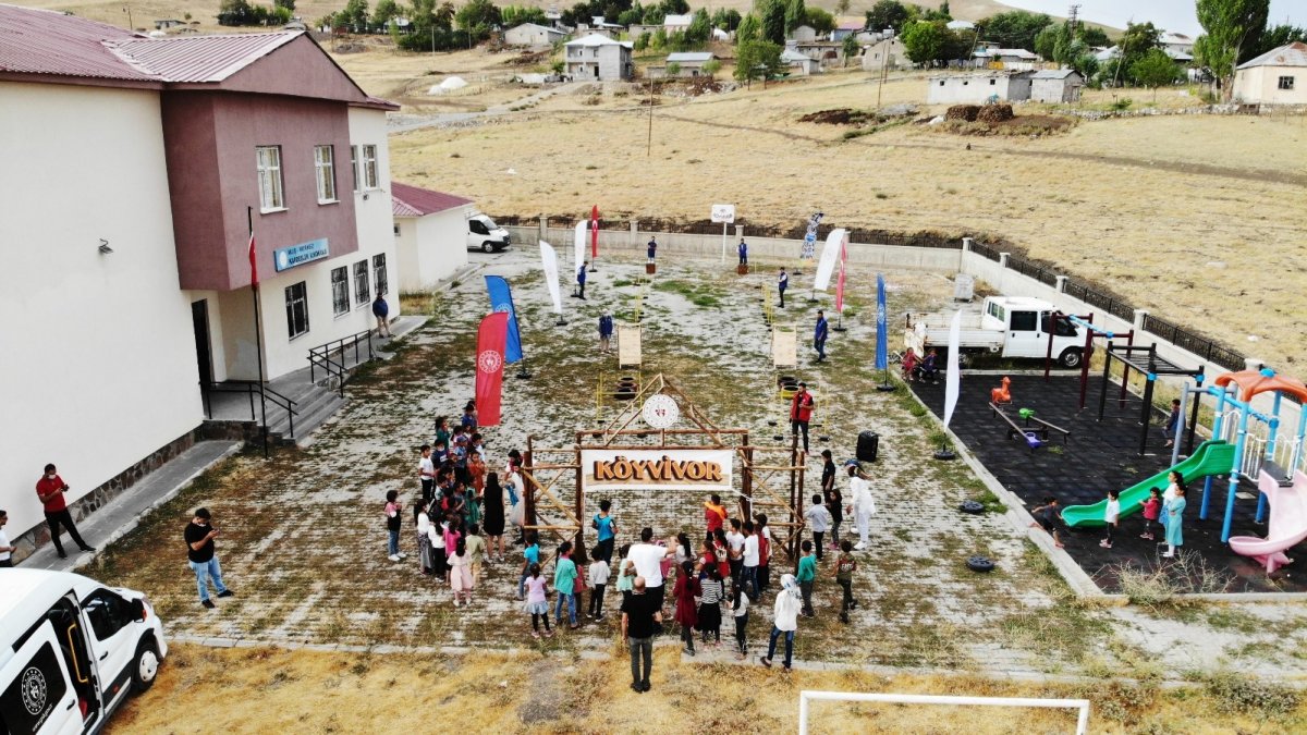 Muş'ta köy çocuklarının "Köyvivor" heyecanı