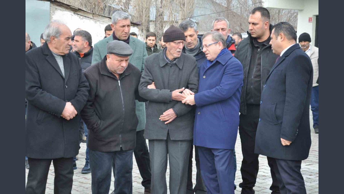 Polis memuru Kars'ta toprağa verildi