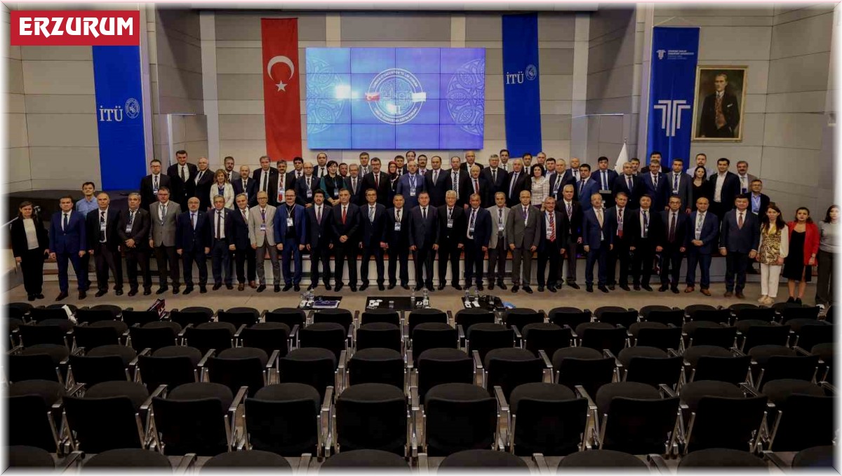 Rektör Hacımüftüoğlu, Türkiye-Özbekistan Eğitim Forumu'na katıldı