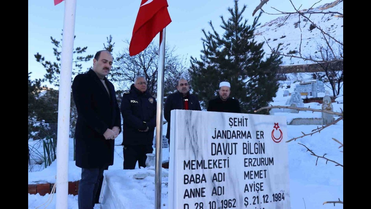 Şehit Davut Bilgin'in mezarını ziyaret ettiler