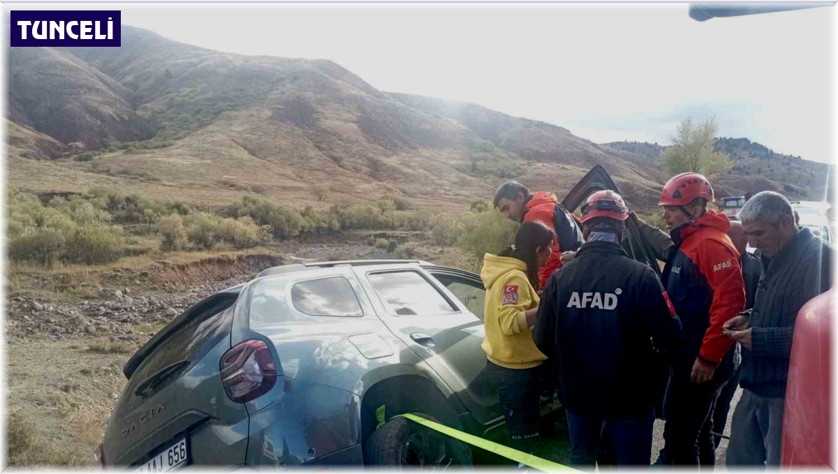 Tunceli'de araç yoldan çıktı: 3 yaralı