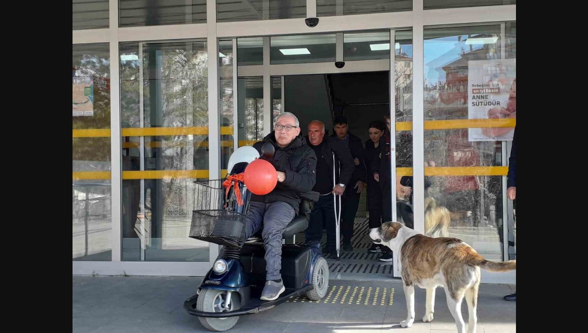 Tunceli'de, engellilere tekerlekli sandalye