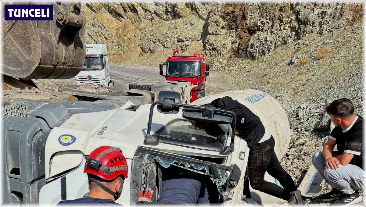 Tunceli'de mikser devrildi: 1 yaralı