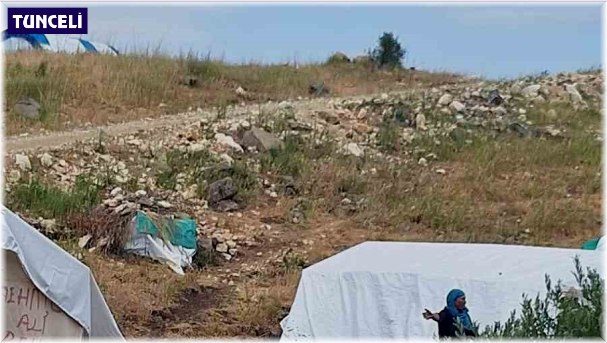 Tunceli'de sağanak nedeni ile yaylacıların çadırlarını su bastı