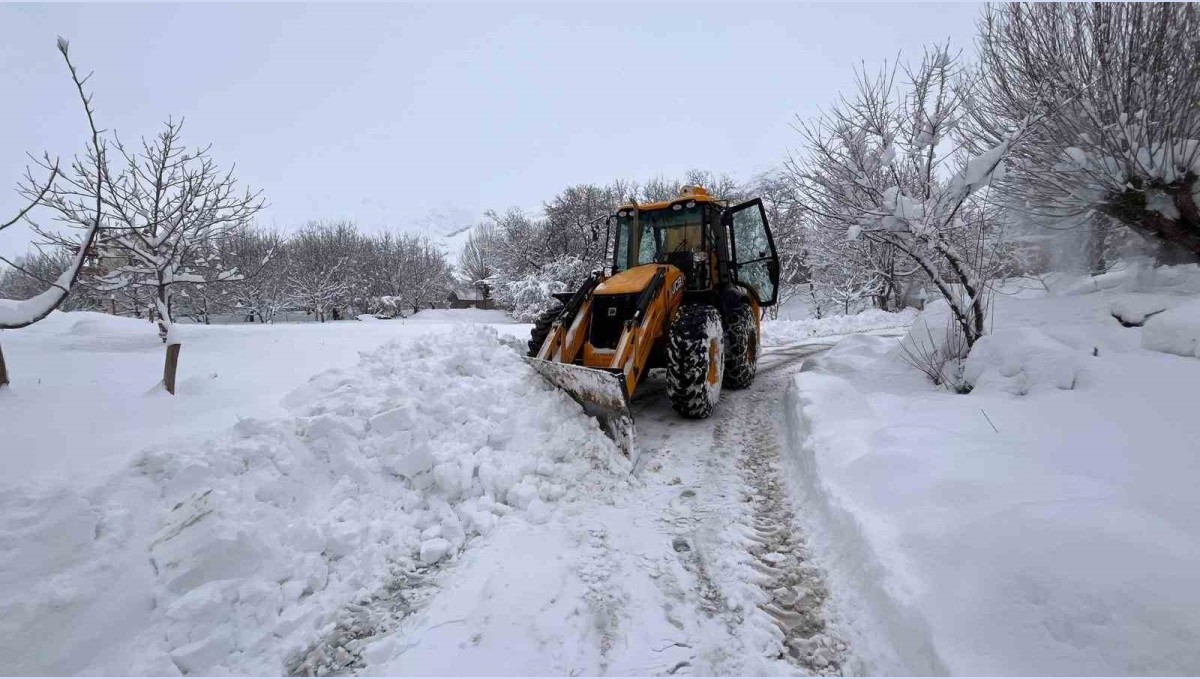 Tunceli'nin Pülümür ilçesinde taşımalı eğitime ara verildi