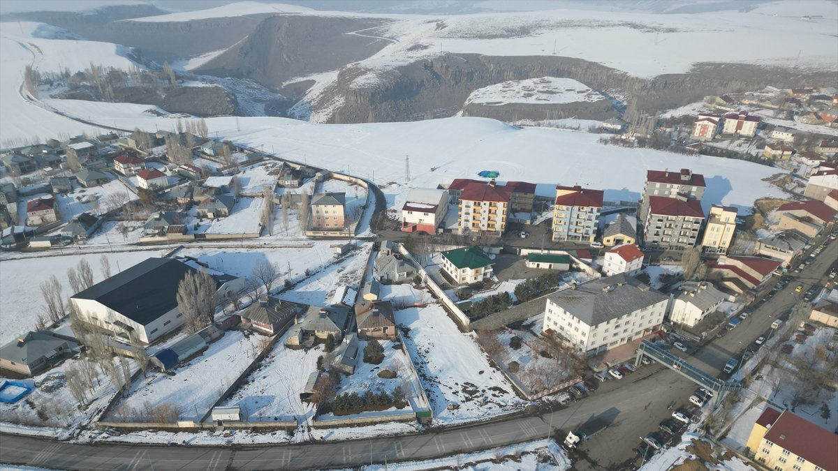 Türkiye'de gece en düşük sıcaklık eksi 34 ile Erzurum Tekman'da ölçüldü