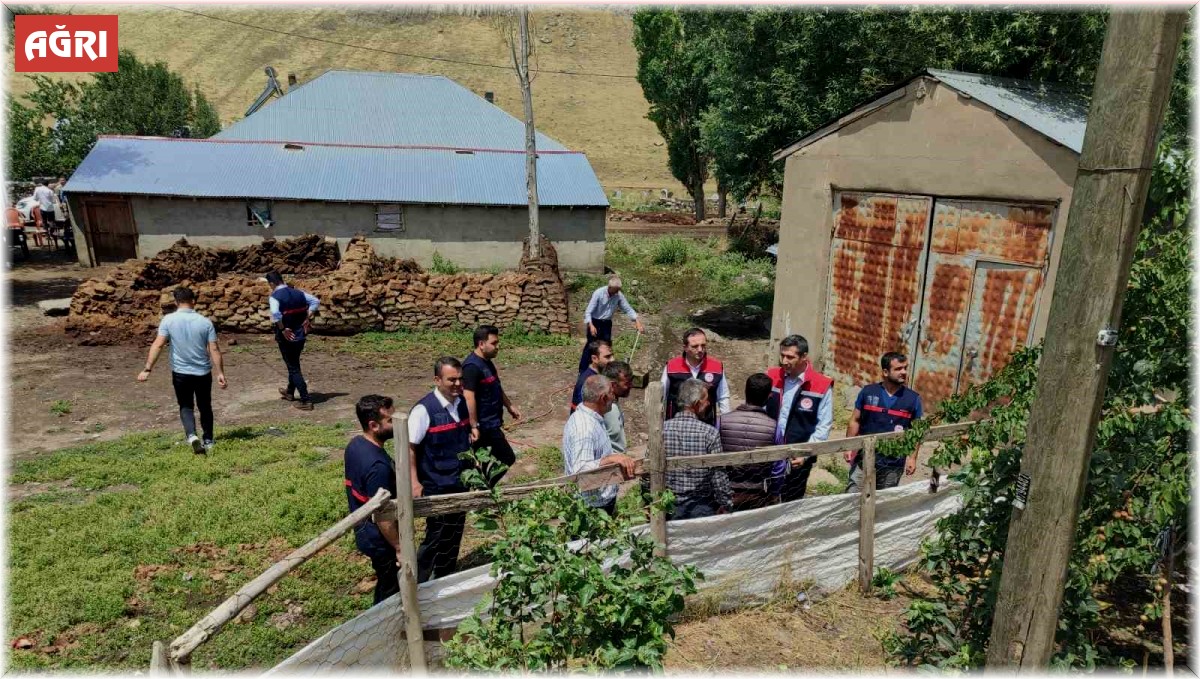 Tutak'ta yaşanan sel felaketinin ardından hasar tespiti