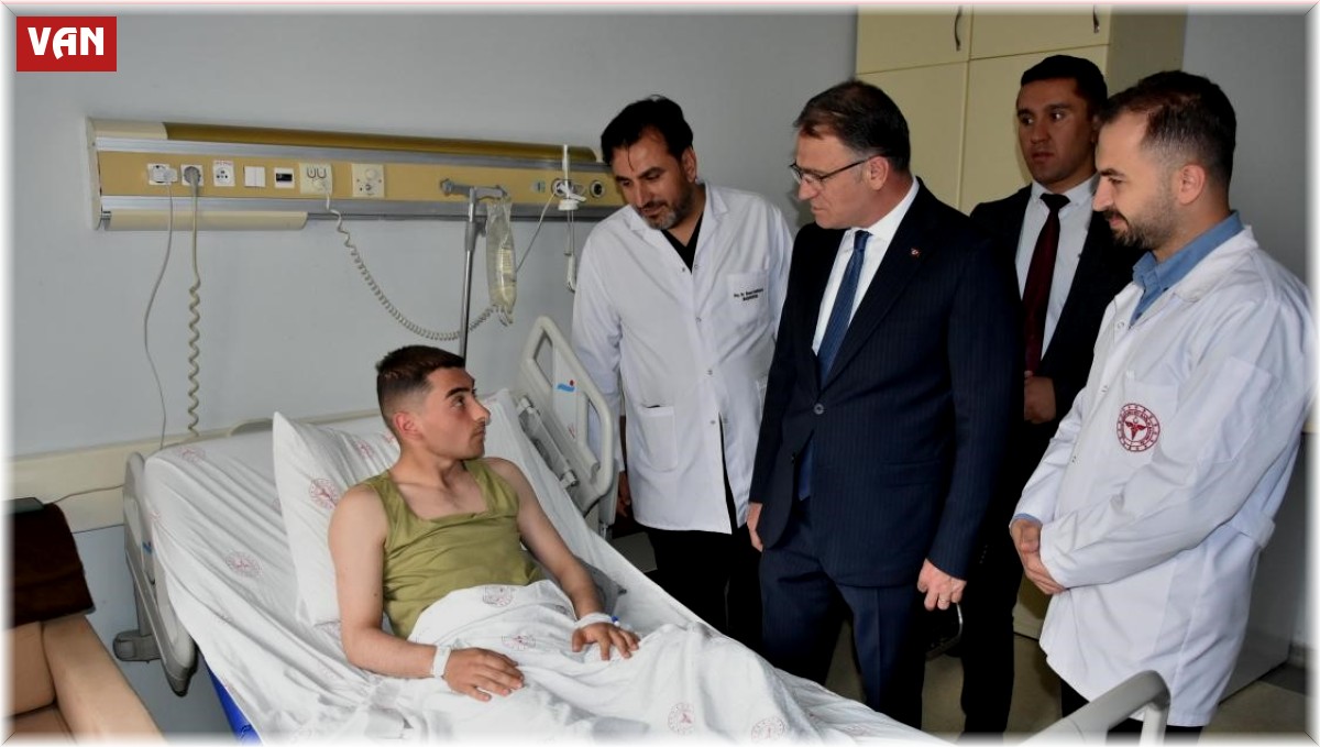 Vali Balcı'dan yaralı askerlere ziyaret