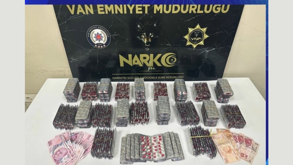 Van'da 5 bin 838 adet sentetik ecza ele geçirildi