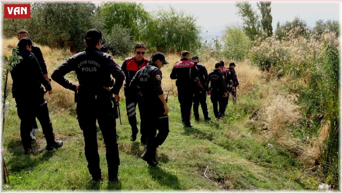 Van'da kayıp öğrenci Rojin için geniş kapsamlı arama: Ekipler her yerde iz sürüyor