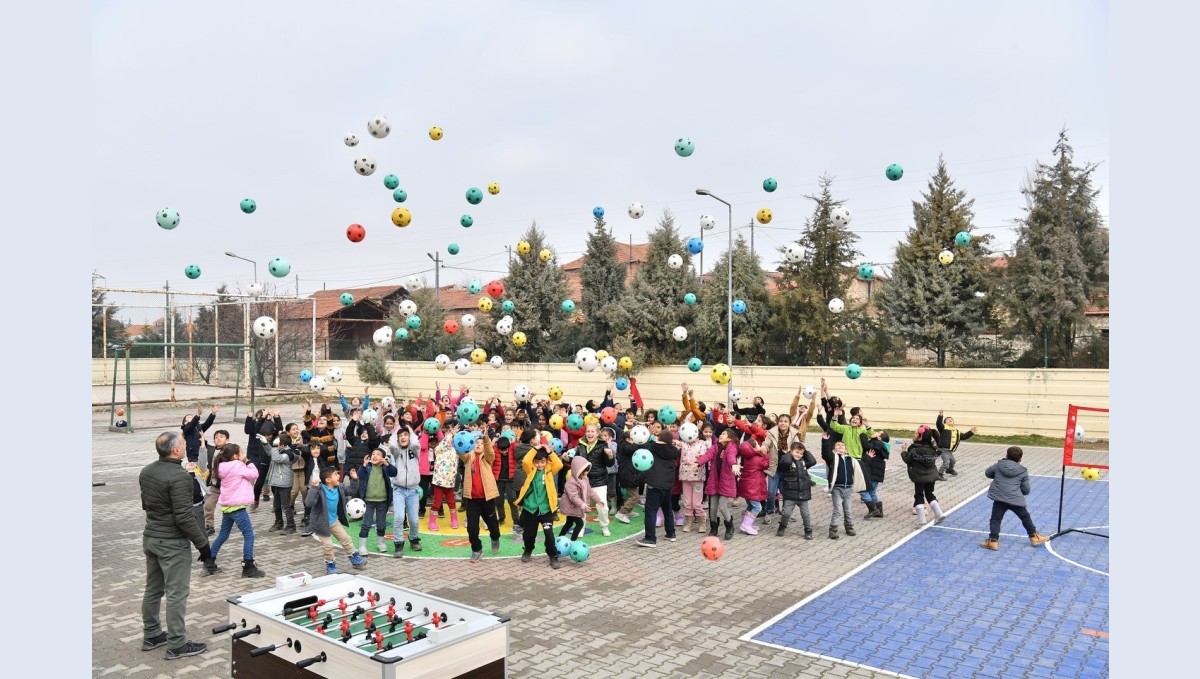 Yeşilyurt Belediyesi'nin 'Spor İstasyonları' projesine yoğun ilgi