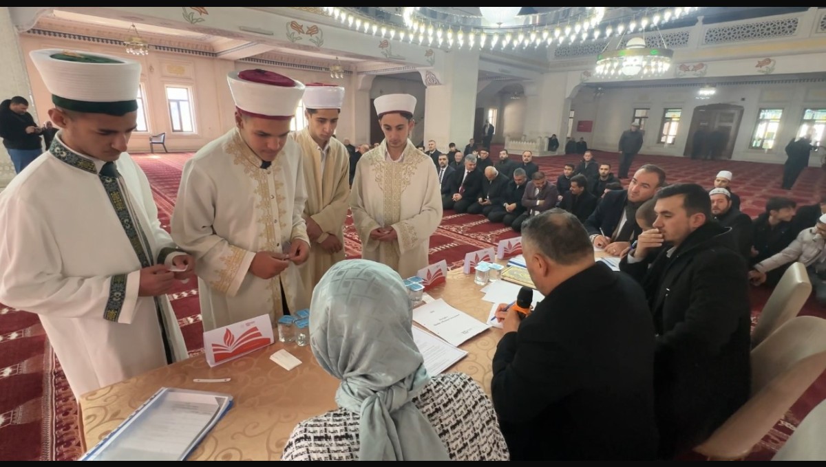 Yüksekova'da 'Kur'an-ı Kerim'i Güzel Okuma, Hafızlık, Ezan ve Hutbe Yarışması'nın finali yapıldı