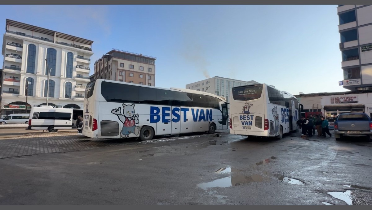 Yüksekovalı vatandaşlardan yeni otogar çağrısı