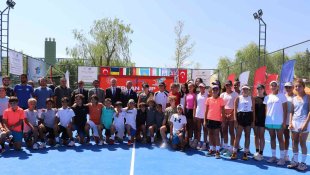 Uluslararası Erzincan Ergan Cup (Tennis Europe) Turnuvası başladı
