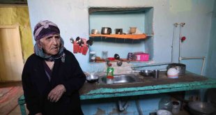 Elazığ'da yaşlı kadının yaşam mücadelesi