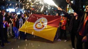 Van'da Galatasaray'ın şampiyonluk sevinci