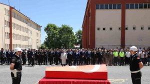 Polis memuru İsmail Erdem Aksoy için Ağrı'da cenaze töreni düzenlendi