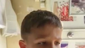 Elazığ'da 5 yaşındaki çocuk, İsrail malı olduğunu öğrendiği yiyecekleri iade etti