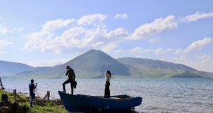 Ağrı'nın Balık Gölü eşsiz güzelliğiyle ziyaretçilerini ağırlıyor