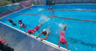 Doğanşehir'de çocuklar için portatif yüzme havuzu hizmete alındı
