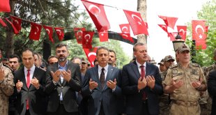 Bitlis'te '15 Temmuz' dolayısıyla şehitlik ziyaret edildi