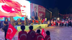 Erzincan'da 15 Temmuz Demokrasi ve Milli Birlik Günü dolayısıyla etkinlikler yapıldı