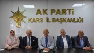 AK Parti Genel Başkan Yardımcısı Yılmaz , Kars'ta basınla buluştu