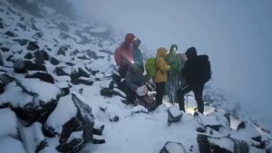 Ağrı Dağı'nda kaybolan 2 dağcıyı arama kurtarma çalışmaları devam ediyor