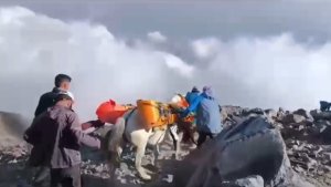 Ağrı Dağı'nda hayatını kaybeden dağcıların cenazeleri 5 gün sonra indirildi