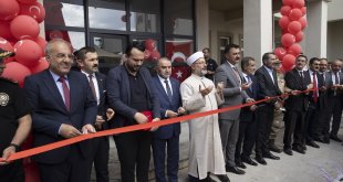 Diyanet İşleri Başkanı Erbaş, Tunceli'de Kur'an kursu ve müftülük binası açılışı yaptı