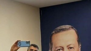 AK Parti İl Başkanı Küçükoğlu, vatandaşlarla 'Selfie' yaptı