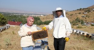 Arıcı baba ve kızı, desteklerle kovan sayısını 1000'e yükseltti