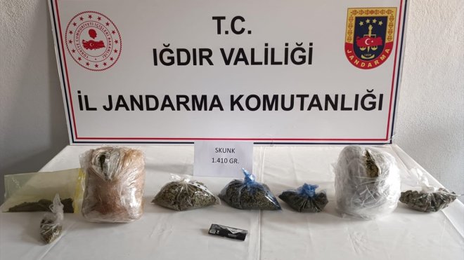 Iğdır'da uyuşturucu ticareti iddiasıyla 3 zanlı tutuklandı