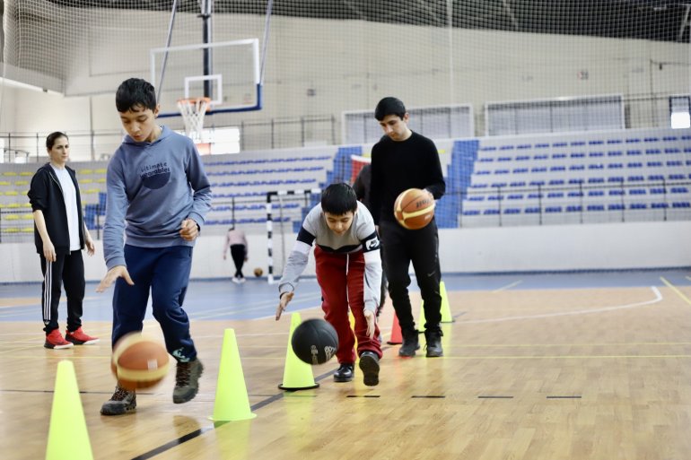 Depremzede çocuklar sportif etkinliklerle hayata tutunacak3