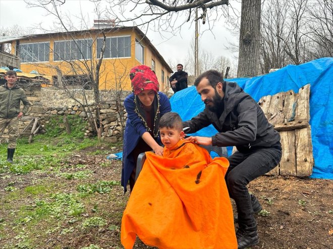 etti çocukları adayları tıraş engelli, yaşlı - Şemdinli