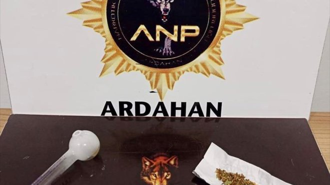 Ardahan'da uyuşturucu operasyonunda 4 şüpheli yakalandı