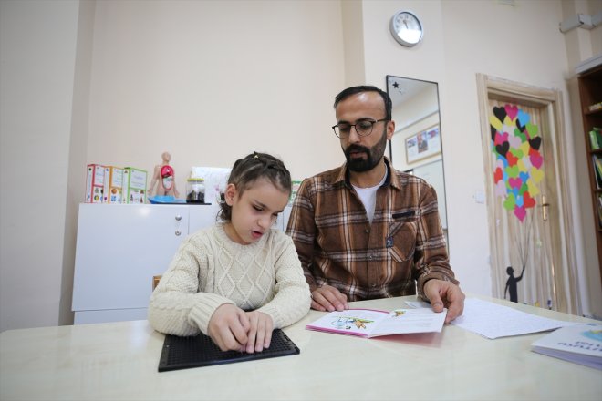 engelli ilk - HAKKARİ oldu Cumhur görme öğretmen, öğrencisi tek ve Beyzanur