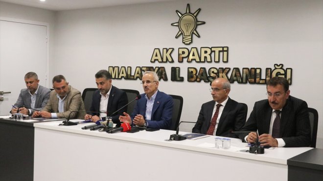 Bakan Uraloğlu, AK Parti Malatya İl Başkanlığı ziyaretinde konuştu: