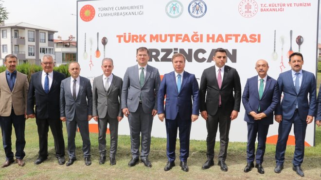 Erzincan'ın yöresel ürünleri 'Türk Mutfağı Haftası'nda tanıtıldı