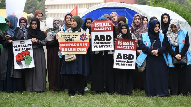 Malatya'da üniversite öğrencileri İsrail'in Gazze'ye saldırılarını protesto etti