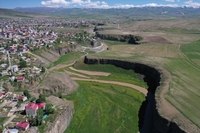 - Murat ağırlıyor Kanyonu AĞRI baharda doğa tutkunlarını 2